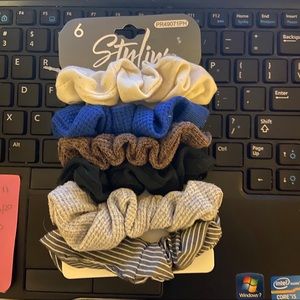 stylin scrunchies Assortment set Of 6